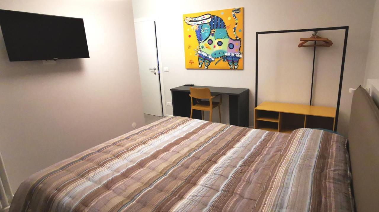 מלון צ'זנה Casa Dora מראה חיצוני תמונה